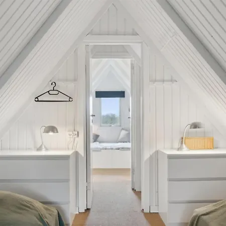 Svenne - 1-4km From The Sea By Interhome Semesterbostad *
